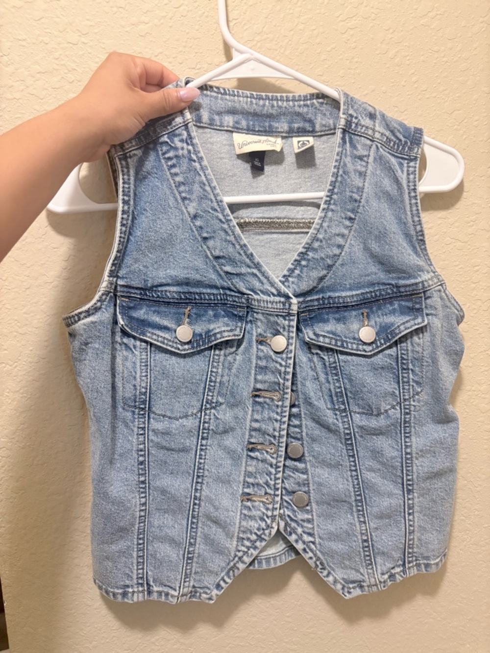 Universal Thread Light Wash Denim Vest in Blue